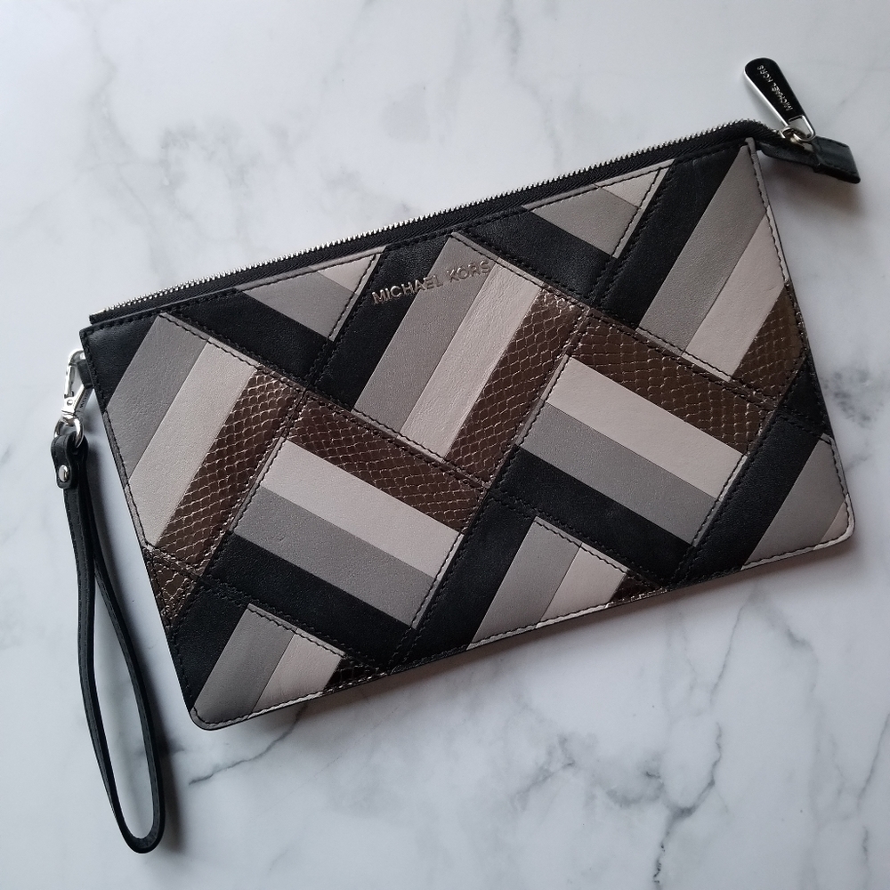 Michael Kors Large Wristlet